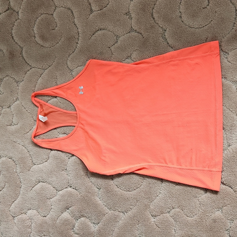 Under Armour fitted tank